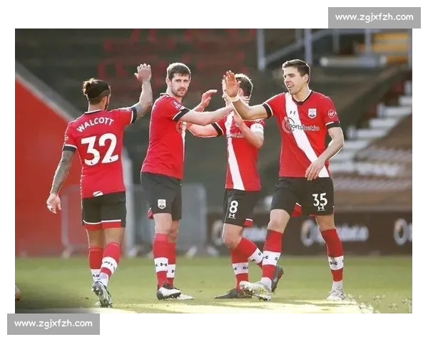 红牌 + 致歉!卡斯特罗普飞铲迪亚斯:幸好没踢重